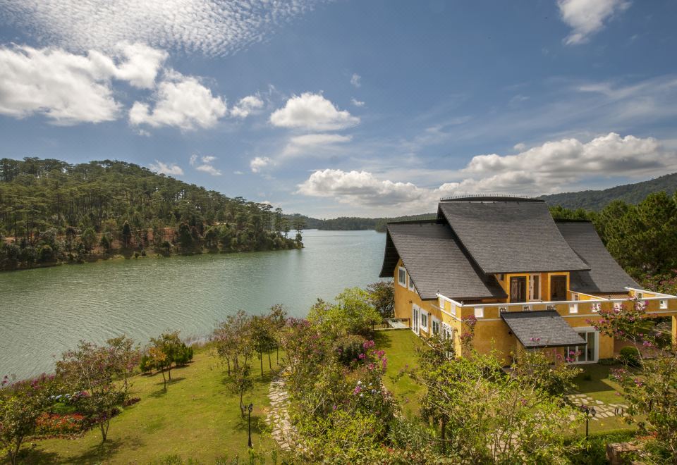 Binh An Village Dalat Resort Khu nghỉ dưỡng Đà Lạt