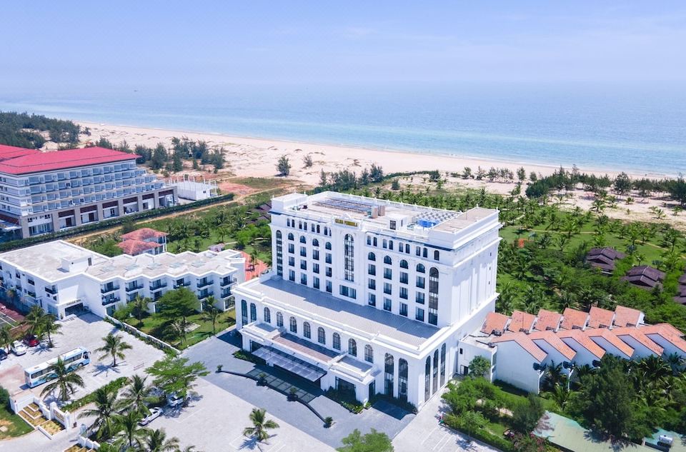 Celina Peninsula Resort- Resort đẹp Quảng Bình Resort Quảng Bình
