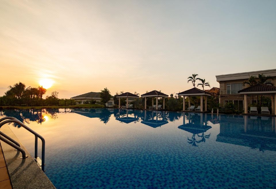 Gold Coast Hotel Resort & Spa Resort Quảng Bình