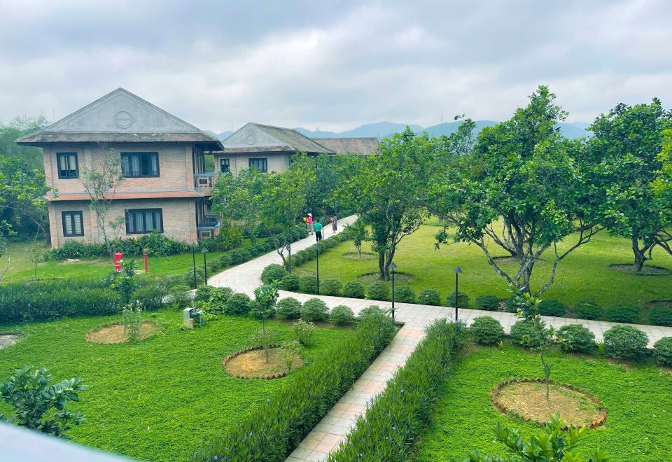 Hue Ecolodge Resort Huế