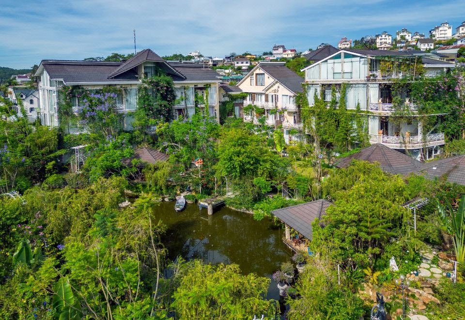 Khách sạn Dream Flower Khách sạn 3 sao Đà Lạt