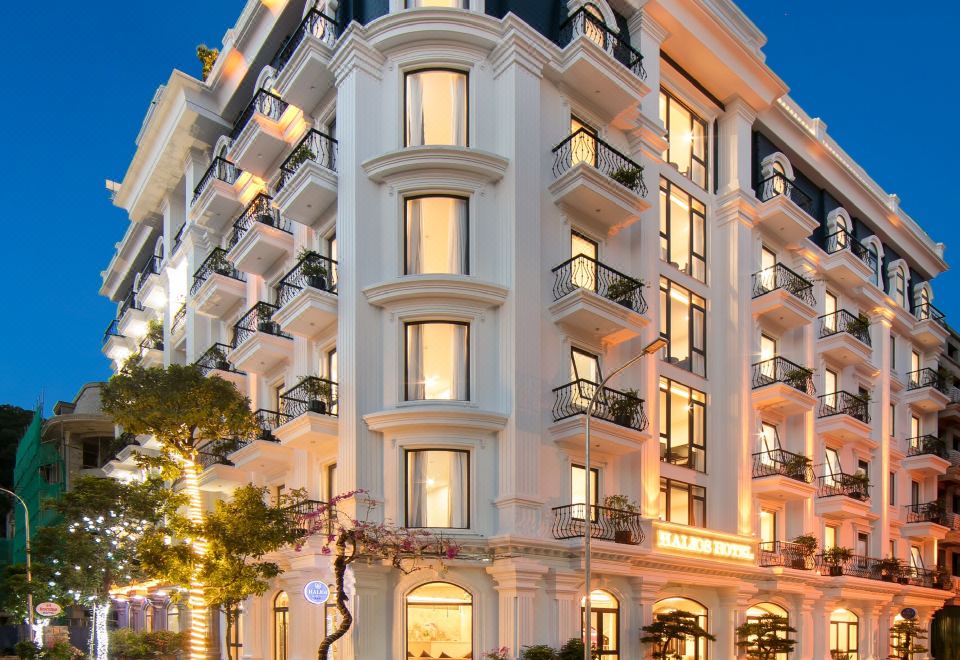 Khách sạn Halios Halong Khách sạn 4 sao Hạ Long