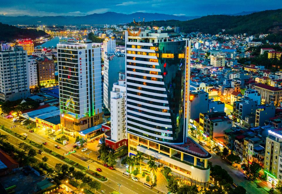 Khách sạn Mường Thanh Grand Hạ Long Khách sạn 4 sao Hạ Long