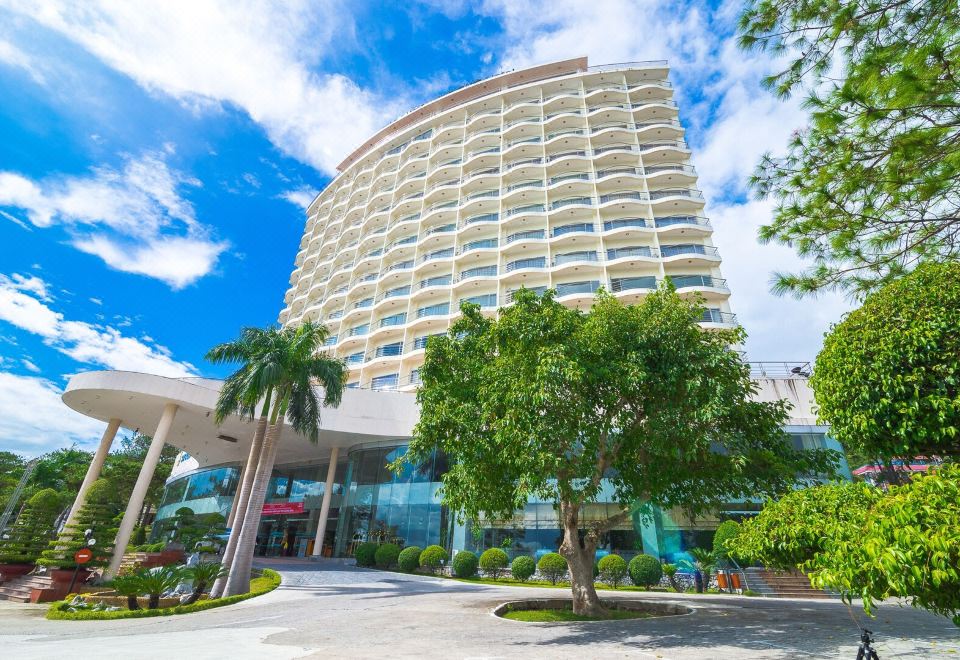 Khách sạn Sài Gòn Hạ Long Khách sạn 4 sao Hạ Long