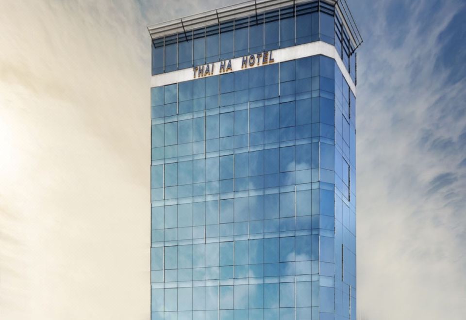 Khách sạn Thái Hà Khách sạn gần Sun World Hạ Long