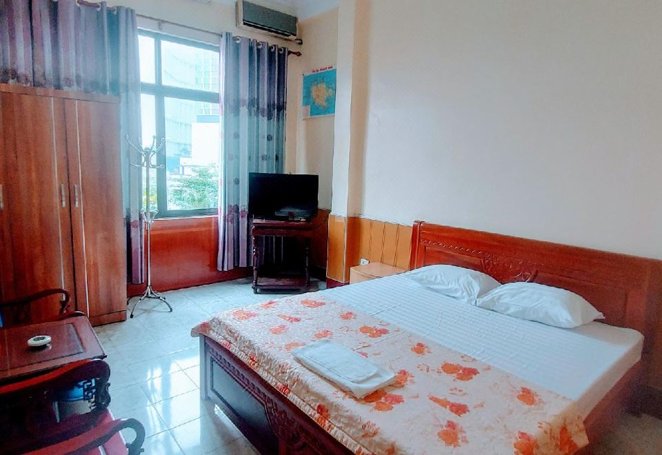 Linh Đan Hotel Khách sạn Hạ Long giá rẻ