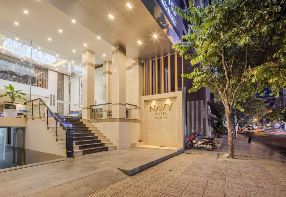 Navy Nha Trang Khách sạn 4 sao Nha Trang