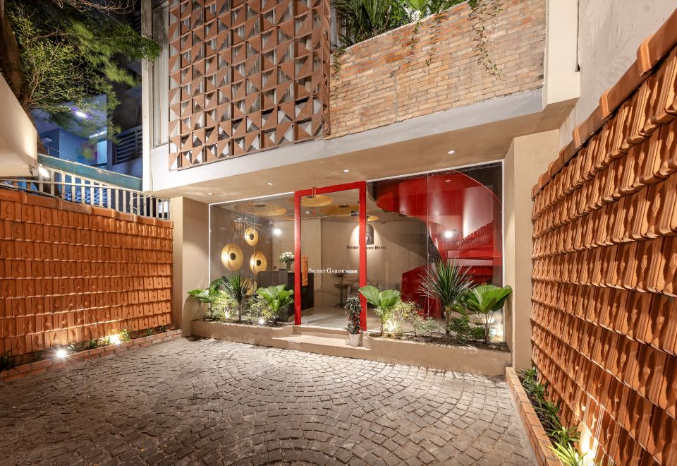 Secret Garden Hotel Gò Vấp Khách sạn tình yêu Gò Vấp