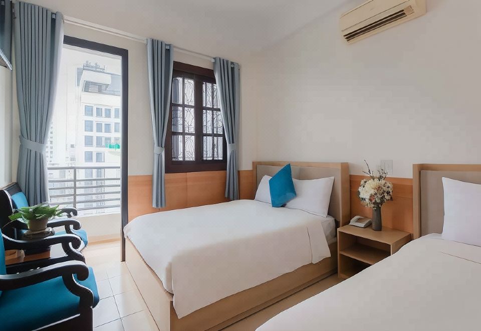 Starlight Hotel Khách sạn 3 sao Nha Trang