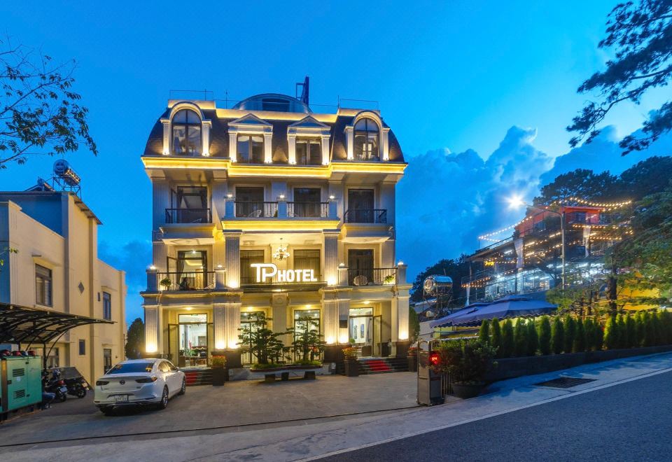 TP HOTEL ĐÀ LẠT Khách sạn 3 sao Đà Lạt