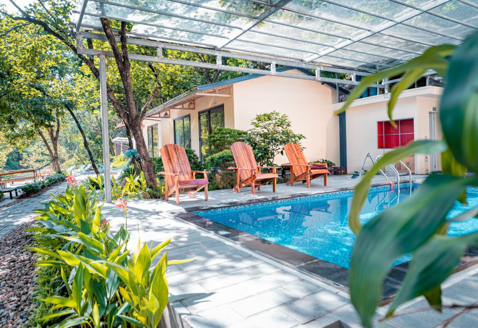 Tràng An Freedom Hood Homestay Ninh Bình giá rẻ