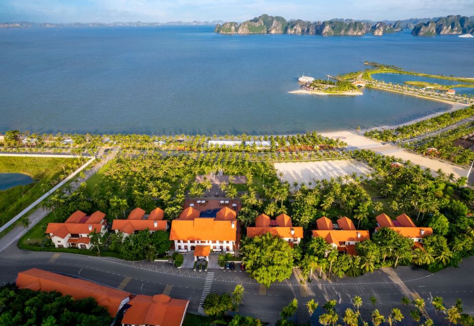Tuần Châu Resort Hạ Long Resort Quảng Ninh