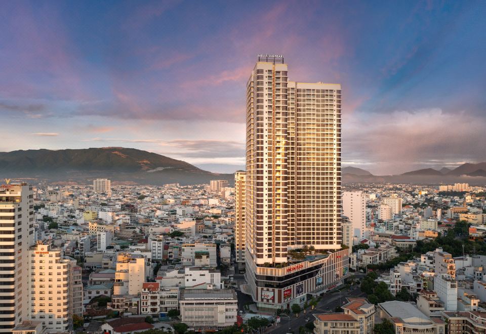 Vinpearl Empire Nha Trang, Affiliated by Meliá Khách sạn 5 sao Nha Trang