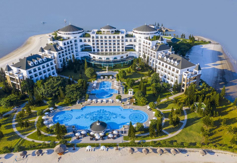 Vinpearl Resort & Spa Ha Long Resort Quảng Ninh