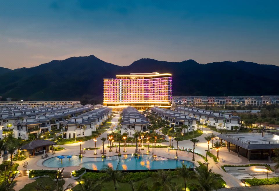 Wyndham Garden Sonasea Van Don Khách sạn gần Vân Đồn