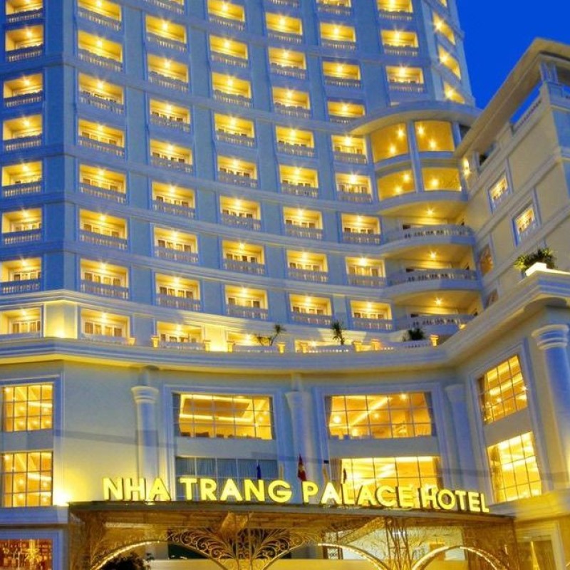 Khách sạn 4 sao Nha Trang