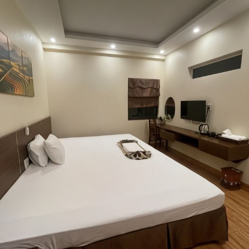 Khách sạn Hạ Long giá rẻ